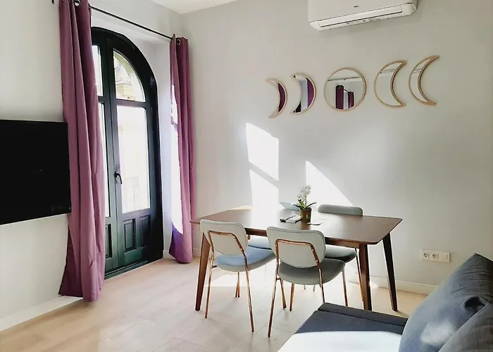 Apartamentos Vega by gaiarooms